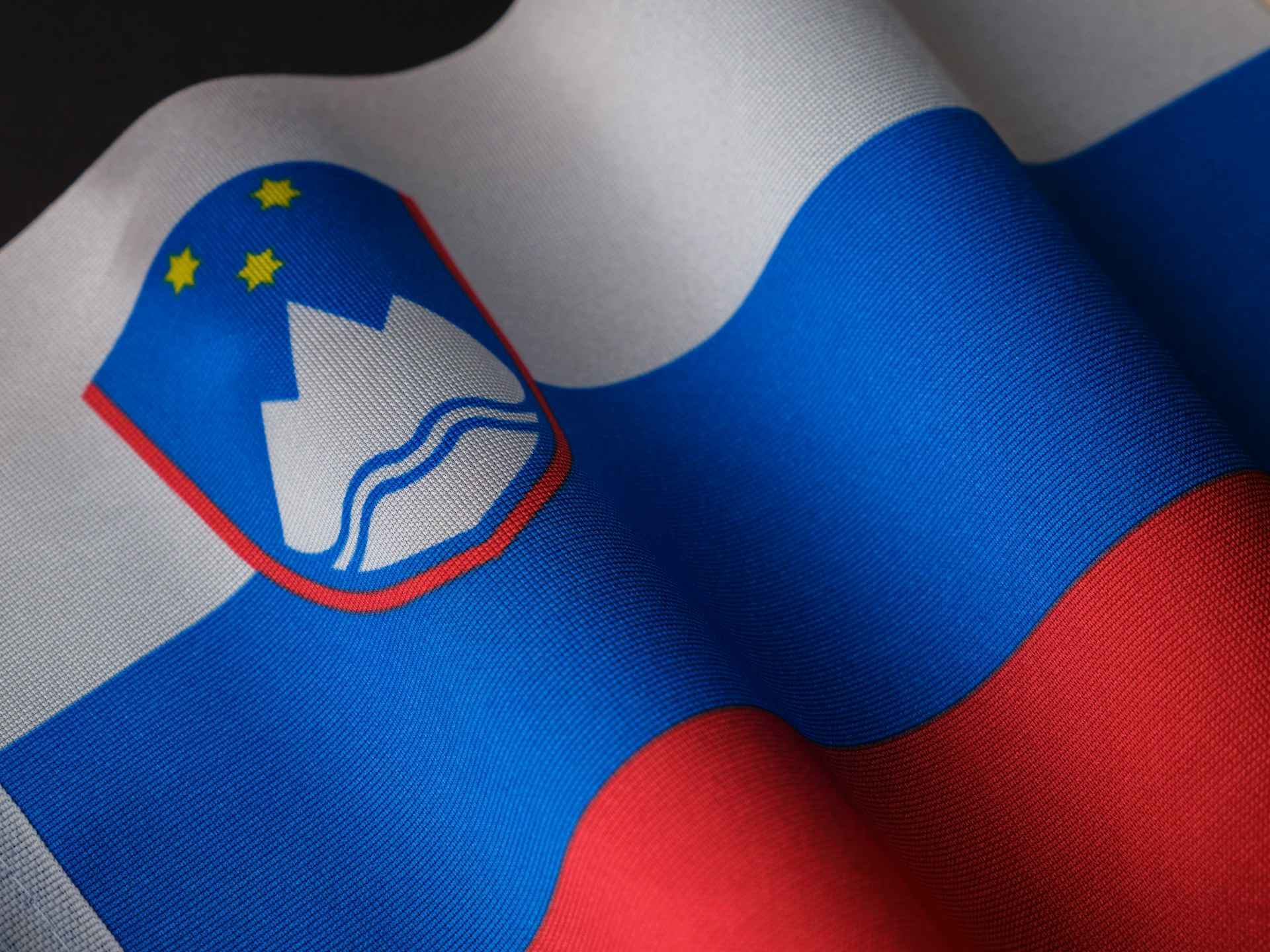 InstaText now supports editing in Slovenian