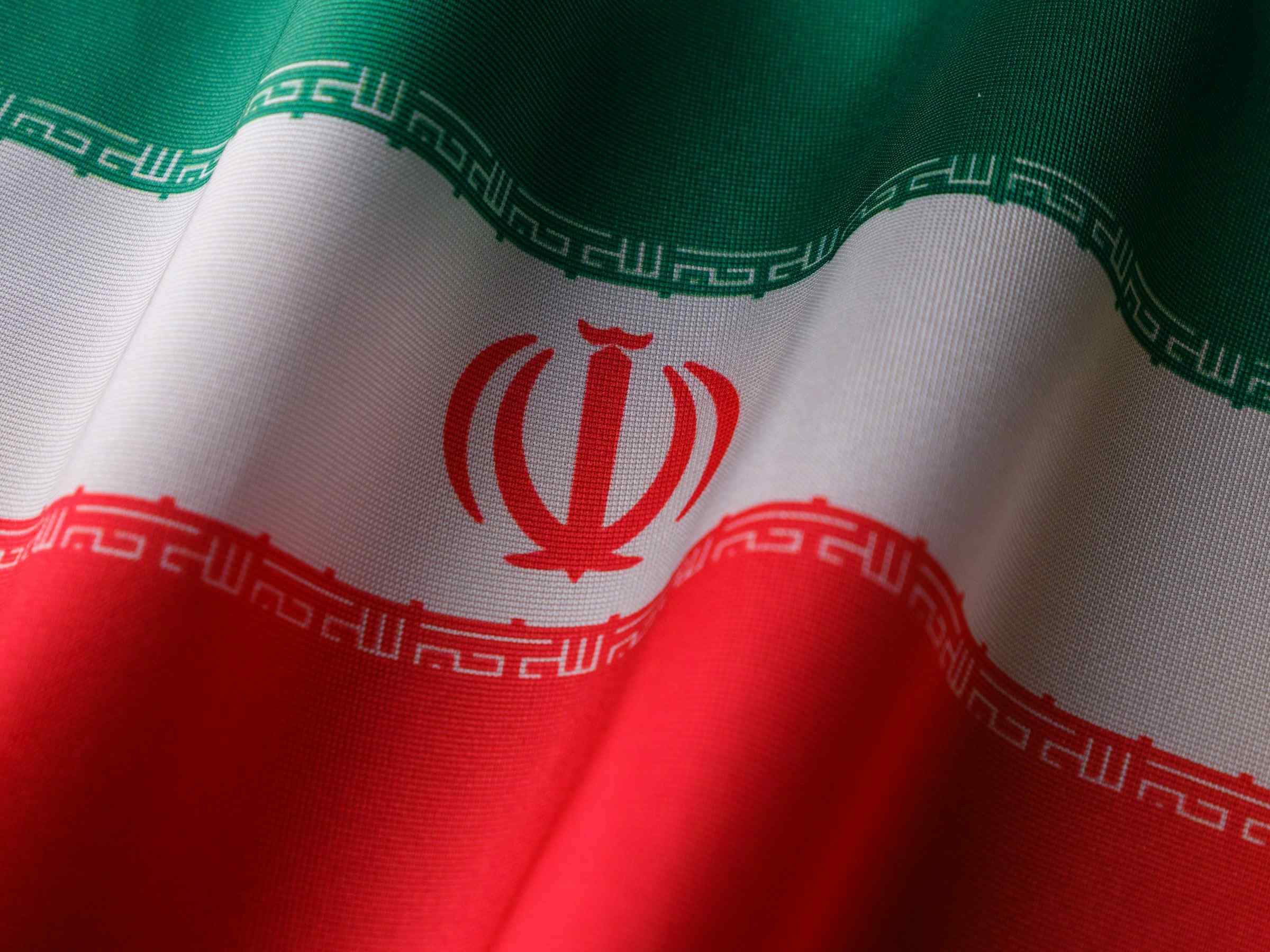 InstaText now supports high-quality editing in Persian